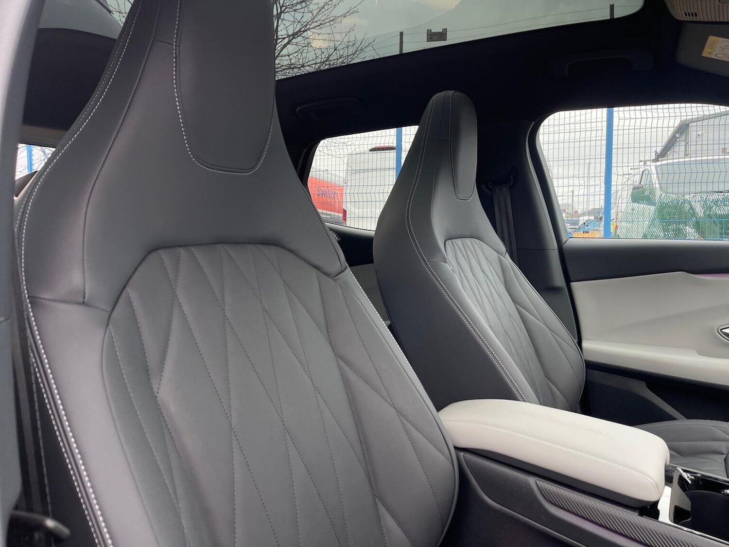 Used Ford Capri 2024 for sale - 77488906: Photo 42