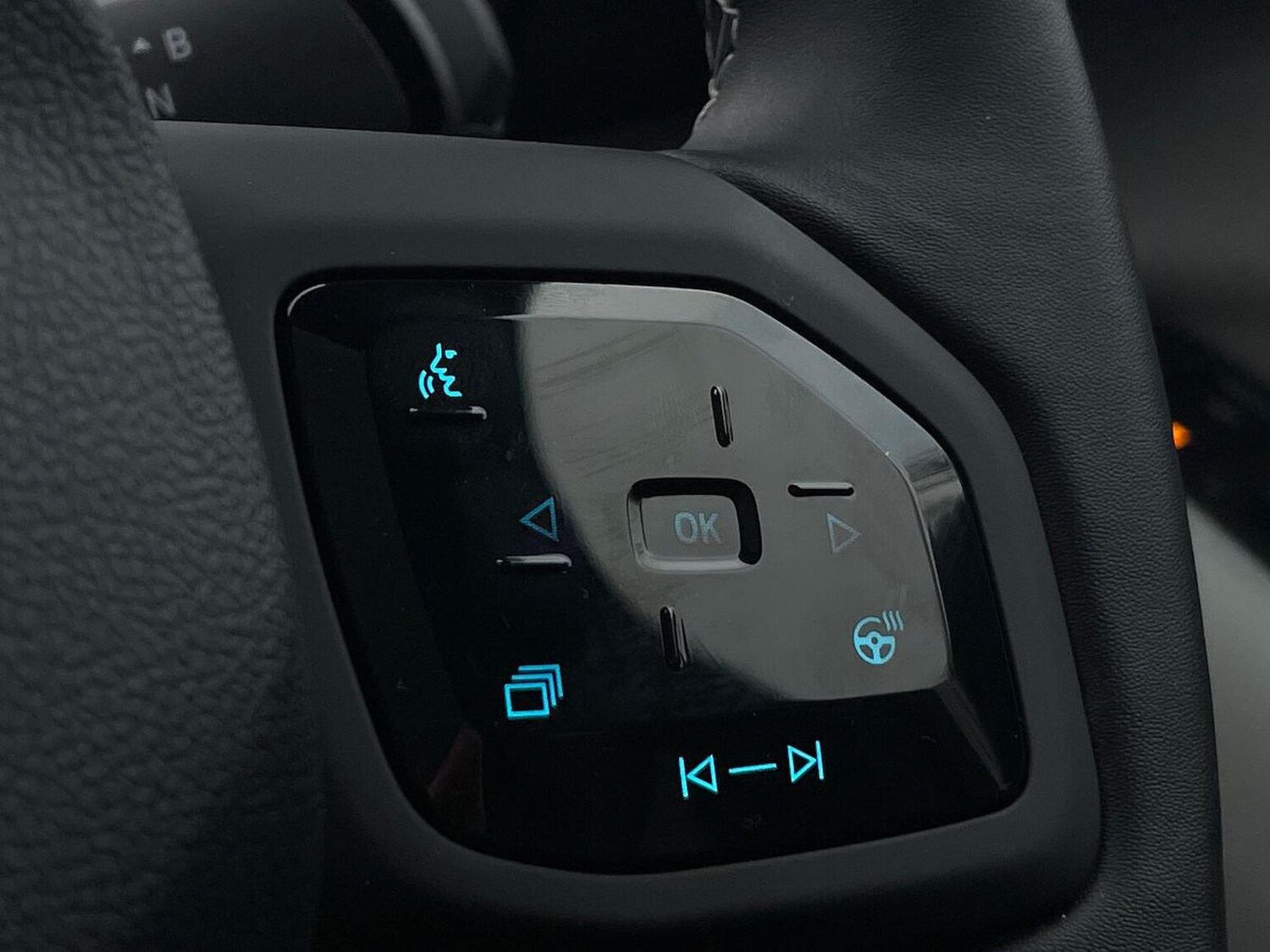 Used Ford Capri 2024 for sale - 77488906: Photo 48