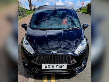 Used Ford Fiesta 2015 for sale - 75891899: Photo