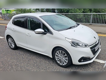 Used Peugeot 208 2018 for sale - 75963359: Photo