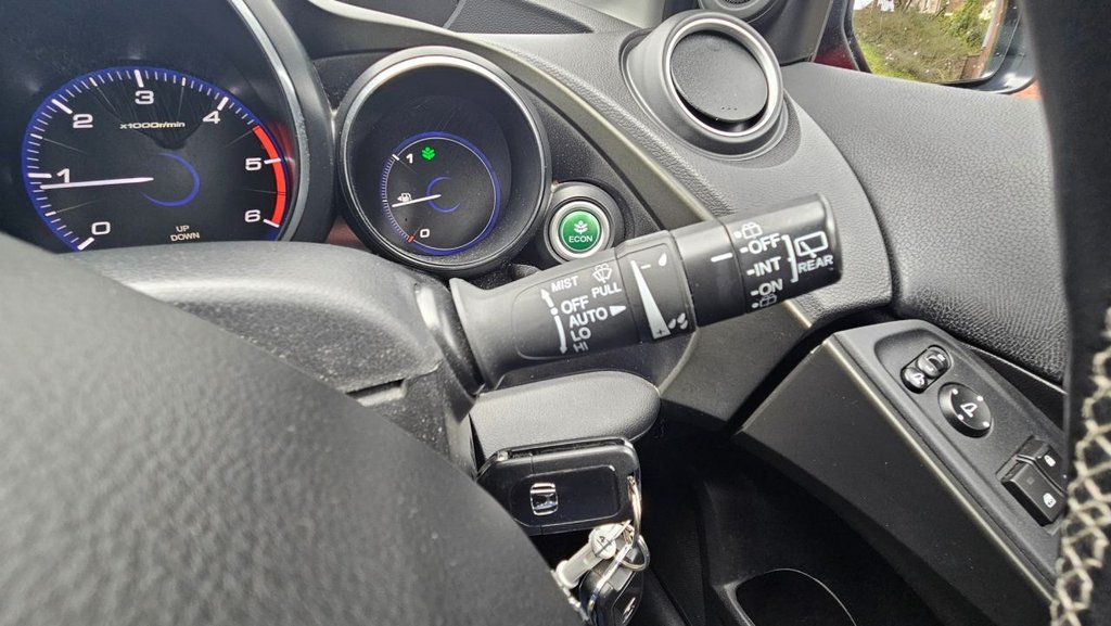 Used Honda Civic 2014 for sale - 78082430: Photo 19