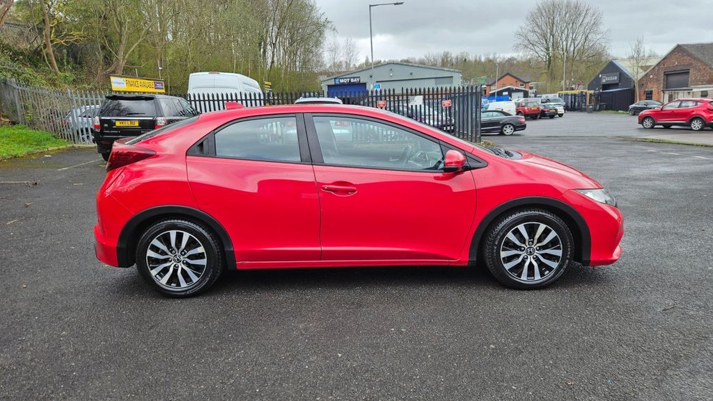 Used Honda Civic 2014 for sale - 78082430: Photo 2