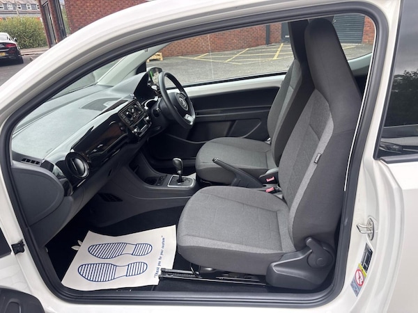 Used Volkswagen up! 2014 for sale - 76242917: Photo 22