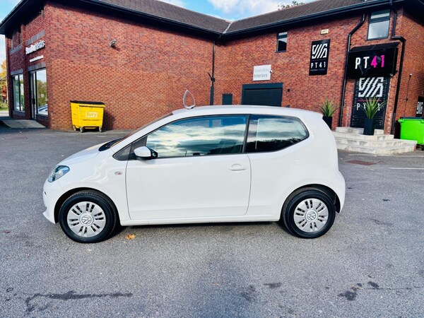 Used Volkswagen up! 2014 for sale - 76242917: Photo 31