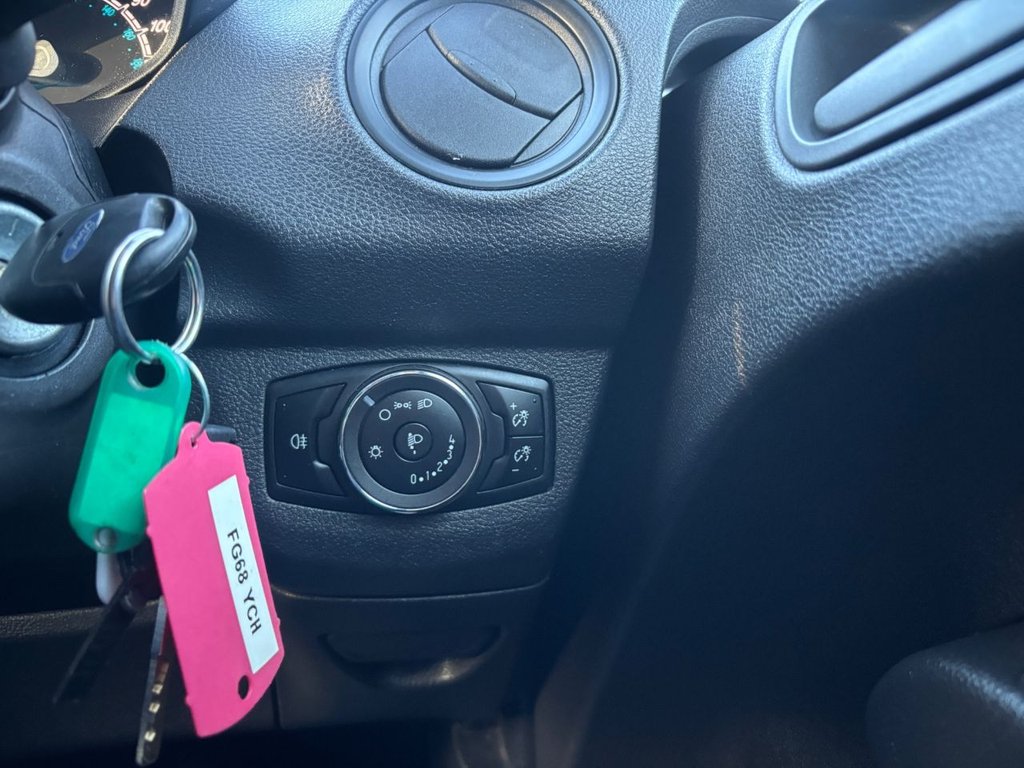 Used Ford Transit Courier 2018 for sale - 76820928: Photo 18