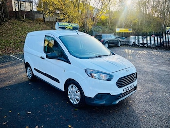 Used Ford Transit Courier 2018 for sale - 76820928: Photo