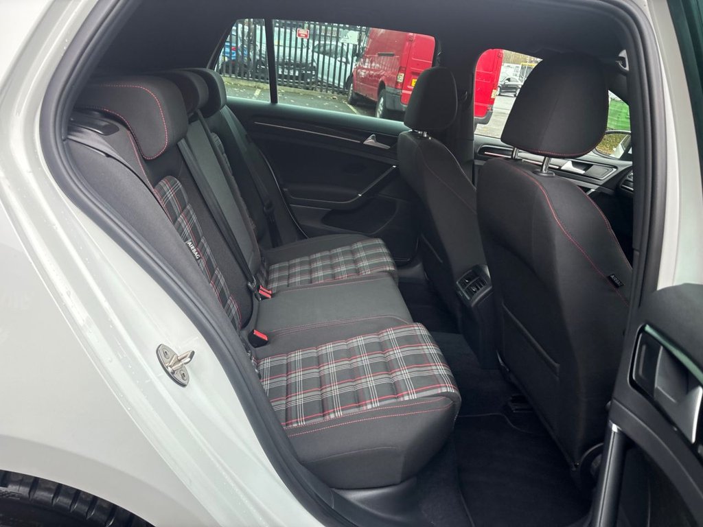 Used Volkswagen Golf 2015 for sale - 77157762: Photo 10