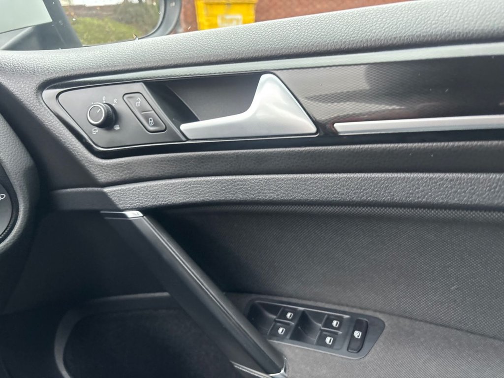 Used Volkswagen Golf 2015 for sale - 77157762: Photo 18