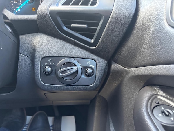 Used Ford Kuga 2018 for sale - 76242888: Photo 25