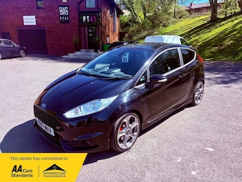 Used Ford Fiesta 2017 for sale - 78610184: Photo