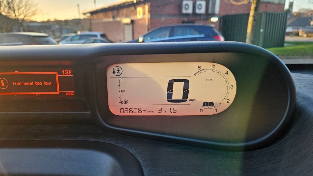 Used Citroen C3 Picasso 2017 for sale - 77805967: Photo 21