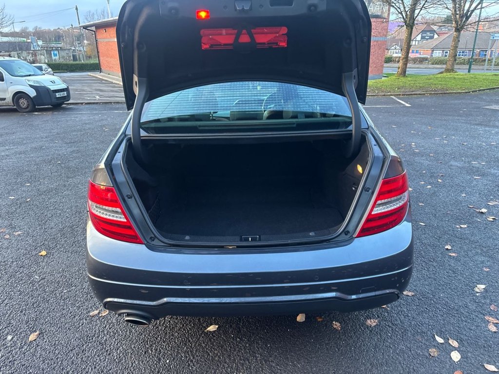 Used Mercedes-Benz C Class 2012 for sale - 77065224: Photo 10