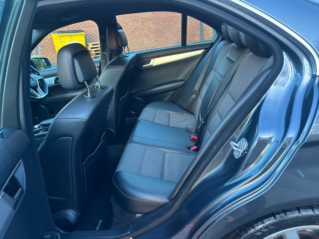 Used Mercedes-Benz C Class 2012 for sale - 77065224: Photo 11