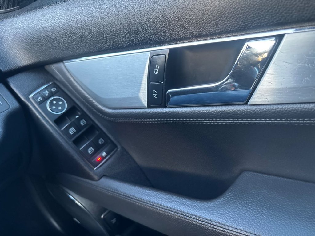 Used Mercedes-Benz C Class 2012 for sale - 77065224: Photo 18