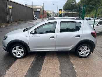 Used Dacia Sandero Stepway 2016 for sale - 79667233: Photo