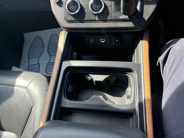 Used Land Rover Defender 110 2021 for sale - 75207816: Photo 10