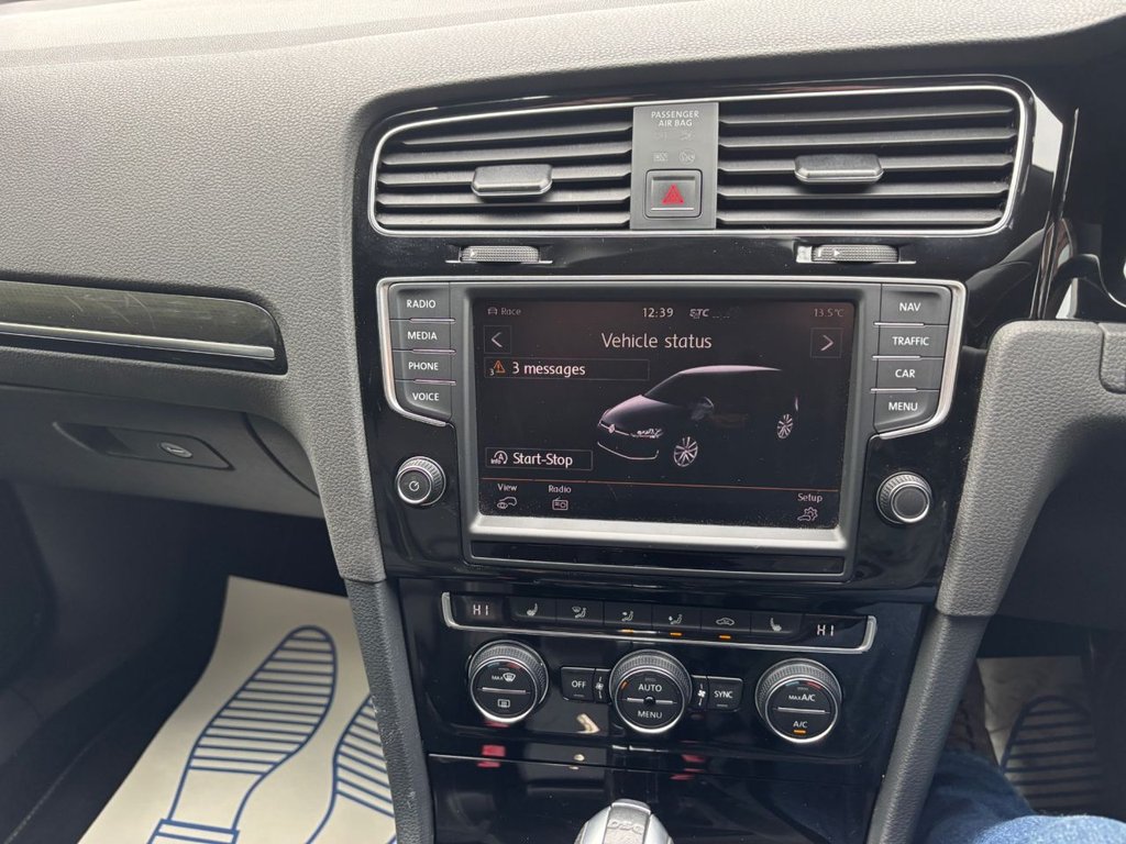 Used Volkswagen Golf 2015 for sale - 76570514: Photo 16