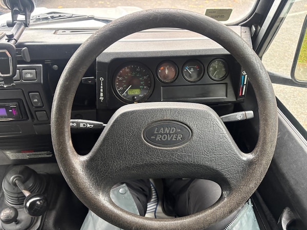 Used Land Rover Defender 90 2004 for sale - 76273327: Photo 10