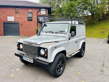 Used Land Rover Defender 90 2004 for sale - 76273327: Photo 2