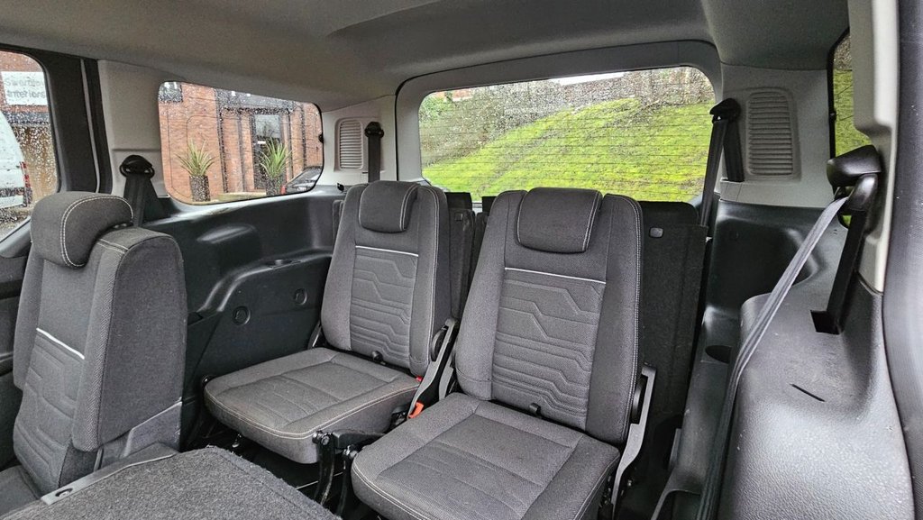 Used Ford Grand Tourneo Connect 2014 for sale - 77692472: Photo 13