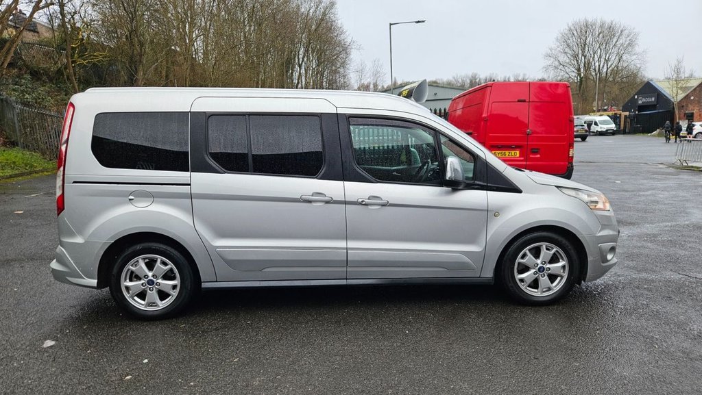 Used Ford Grand Tourneo Connect 2014 for sale - 77692472: Photo 2