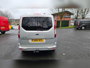 Used Ford Grand Tourneo Connect 2014 for sale - 77692472: Photo