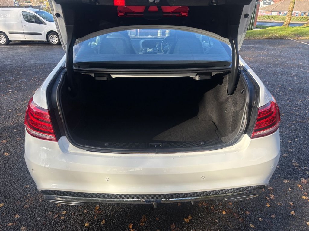 Used Mercedes-Benz E Class 2016 for sale - 76570421: Photo 11