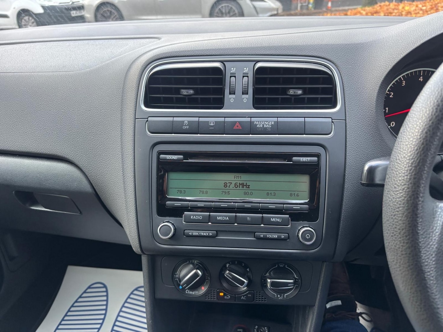 Used Volkswagen Polo 2011 for sale - 76369228: Photo 18