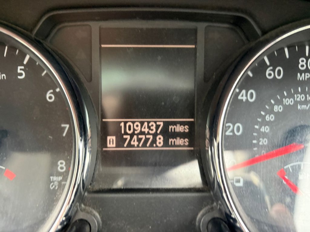 Used Nissan Qashqai 2010 for sale - 77806262: Photo 14