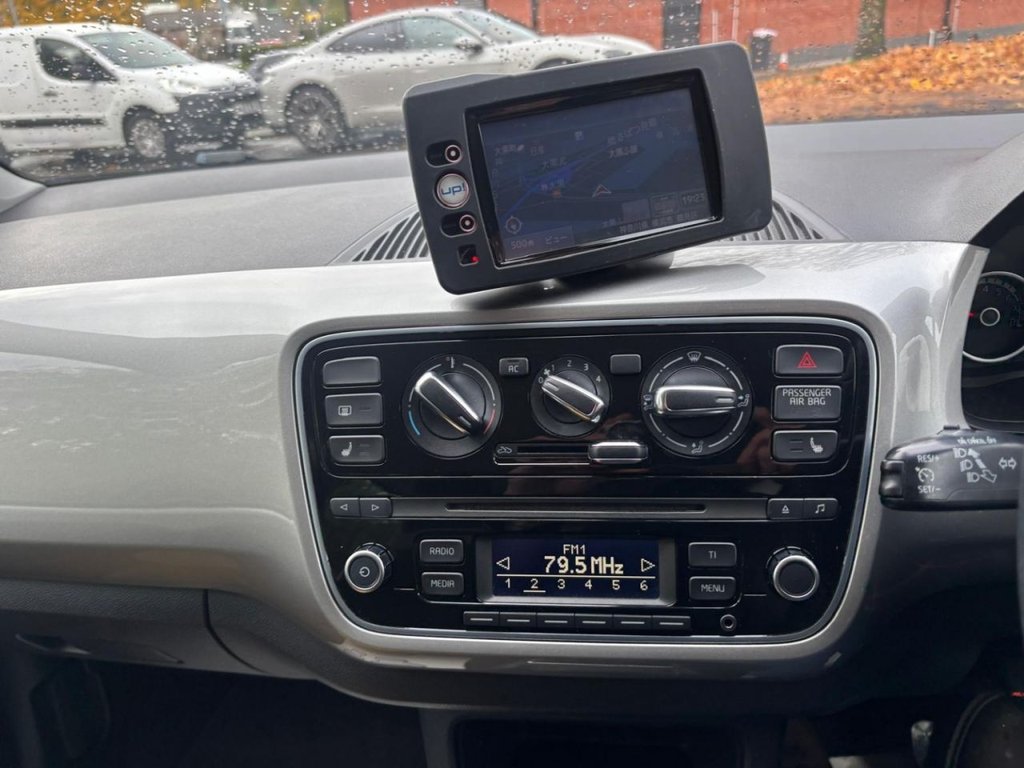 Used Volkswagen up! 2012 for sale - 76504464: Photo 15