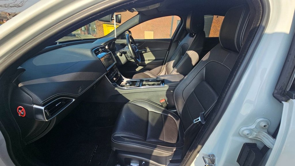 Used Jaguar XE 2019 for sale - 78082667: Photo 17