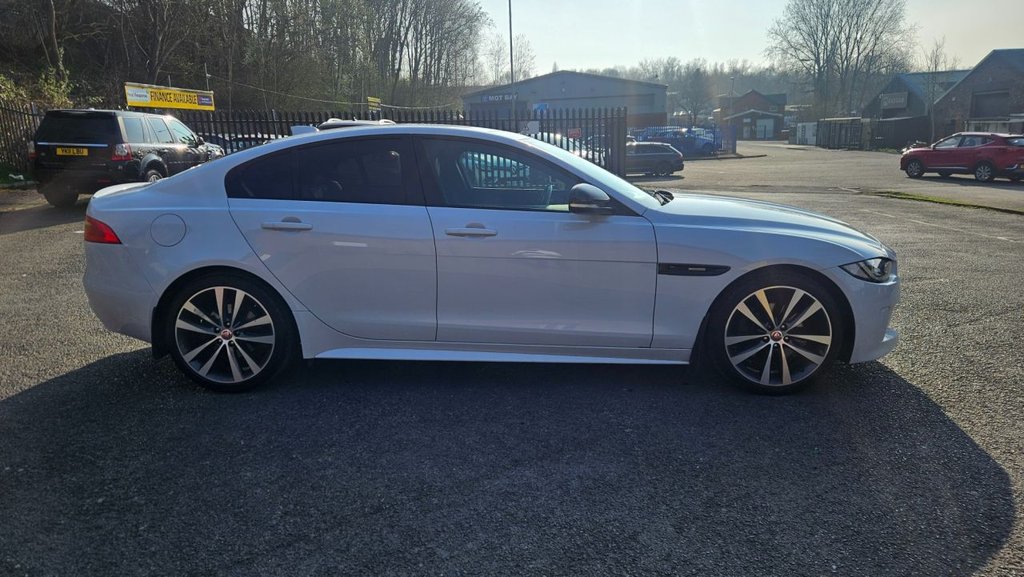 Used Jaguar XE 2019 for sale - 78082667: Photo 3