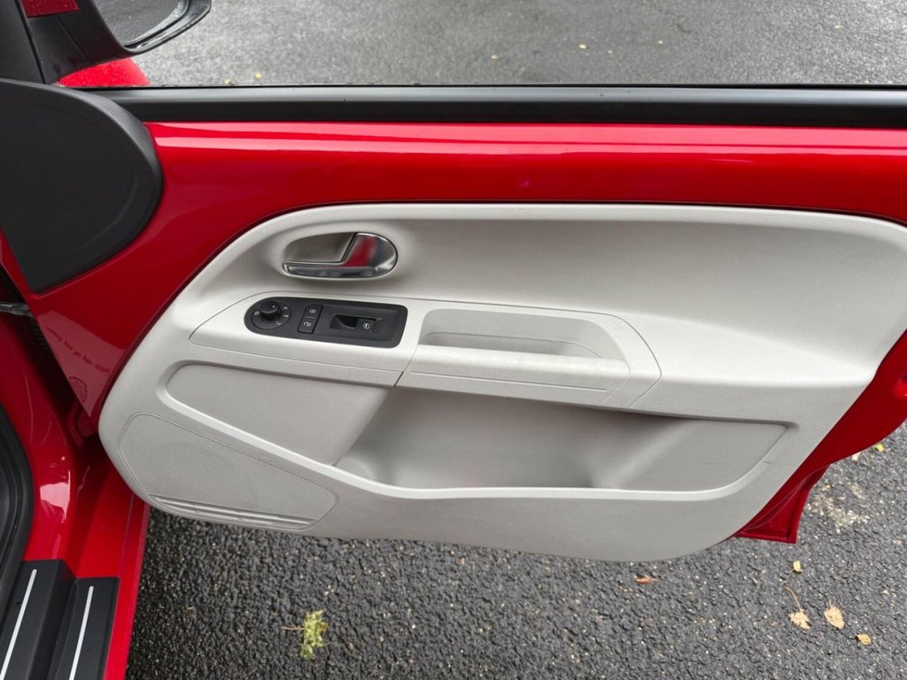 Used Volkswagen up! 2025 for sale - 76504491: Photo 22