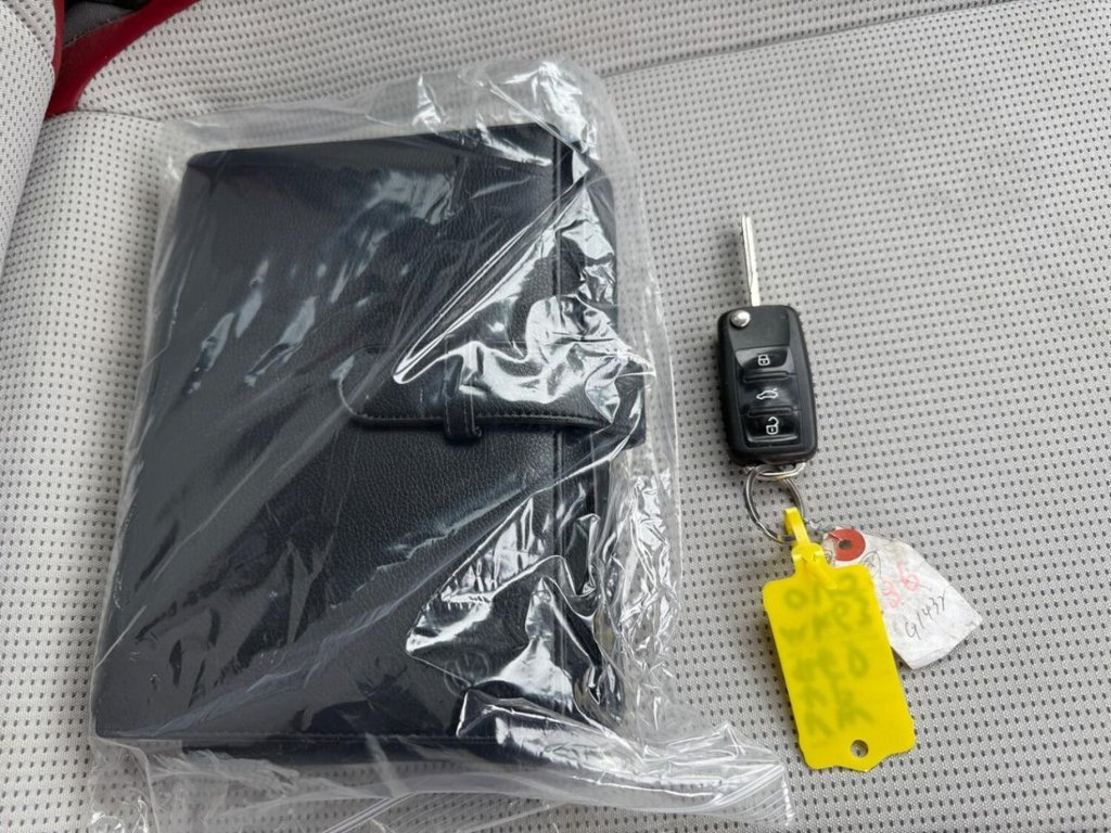 Used Volkswagen up! 2025 for sale - 76504491: Photo 27