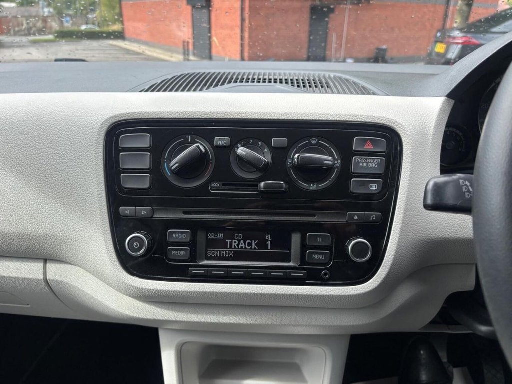 Used Volkswagen up! 2025 for sale - 76504485: Photo 21