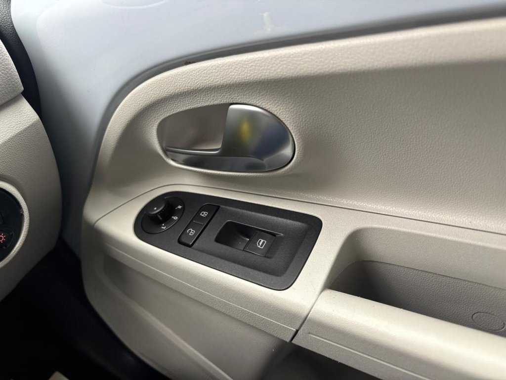 Used Volkswagen up! 2025 for sale - 76569978: Photo 16