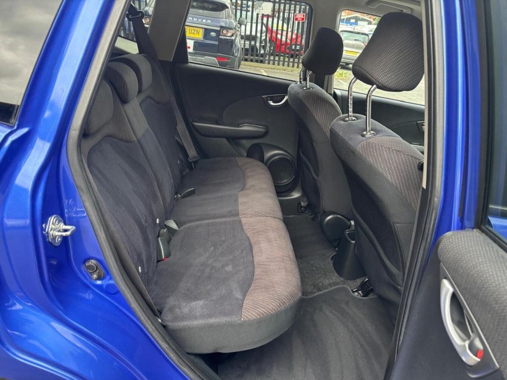 Used Honda Jazz 2011 for sale - 76504480: Photo 16