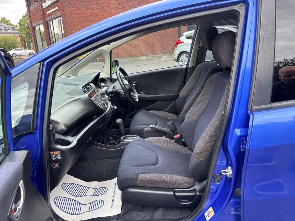 Used Honda Jazz 2011 for sale - 76504480: Photo 17