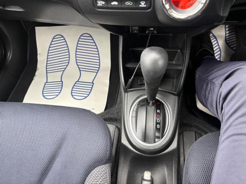 Used Honda Jazz 2011 for sale - 76504480: Photo 23