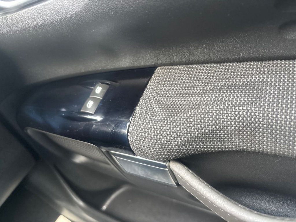 Used Citroen C4 Cactus 2015 for sale - 77064853: Photo 17