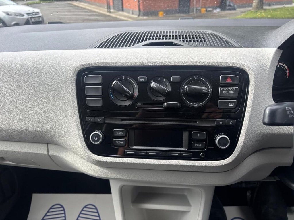 Used Volkswagen up! 2025 for sale - 76504510: Photo 21