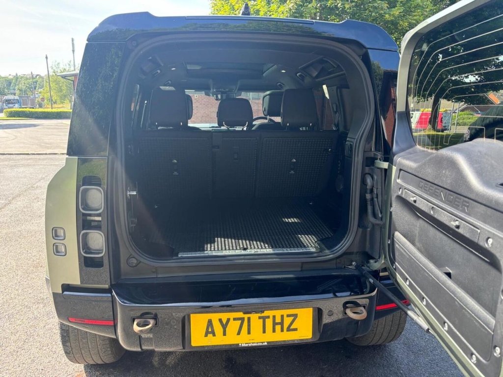 Used Land Rover Defender 2021 for sale - 76504511: Photo 12