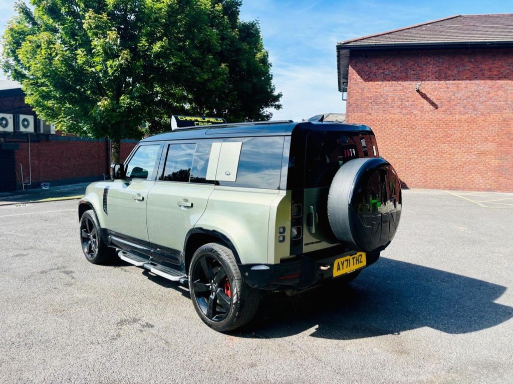 Used Land Rover Defender 2021 for sale - 76504511: Photo 16