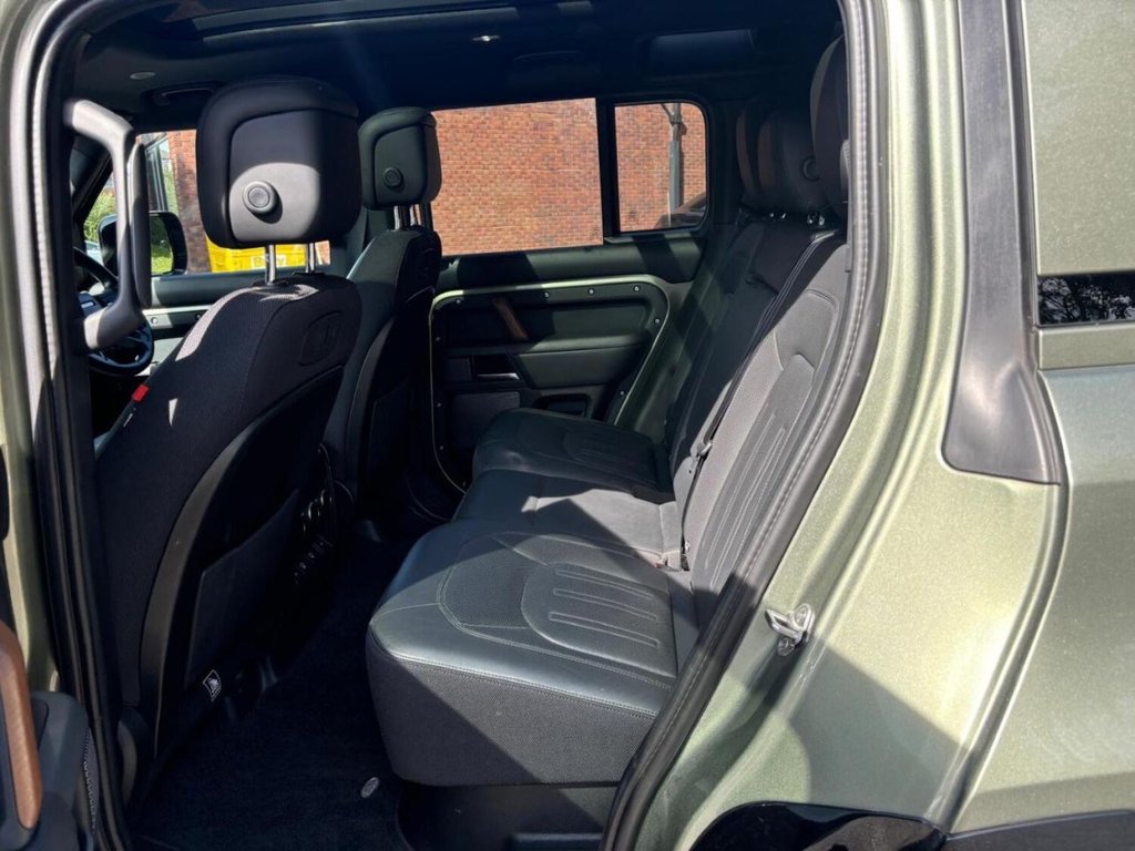 Used Land Rover Defender 2021 for sale - 76504511: Photo 20