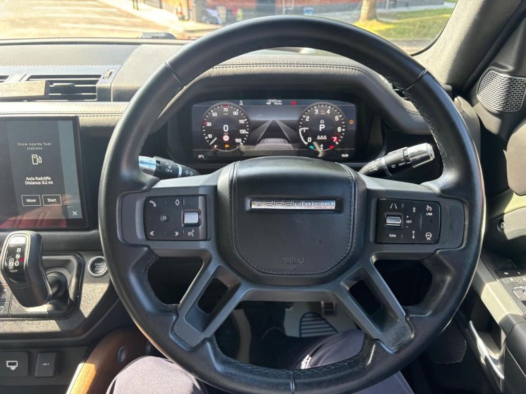 Used Land Rover Defender 2021 for sale - 76504511: Photo 23