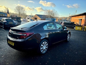 Used Vauxhall Insignia 2015 for sale - 75255807: Photo