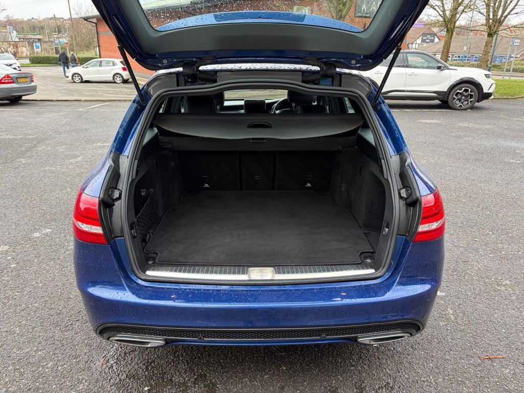 Used Mercedes-Benz C Class 2018 for sale - 77806229: Photo 12