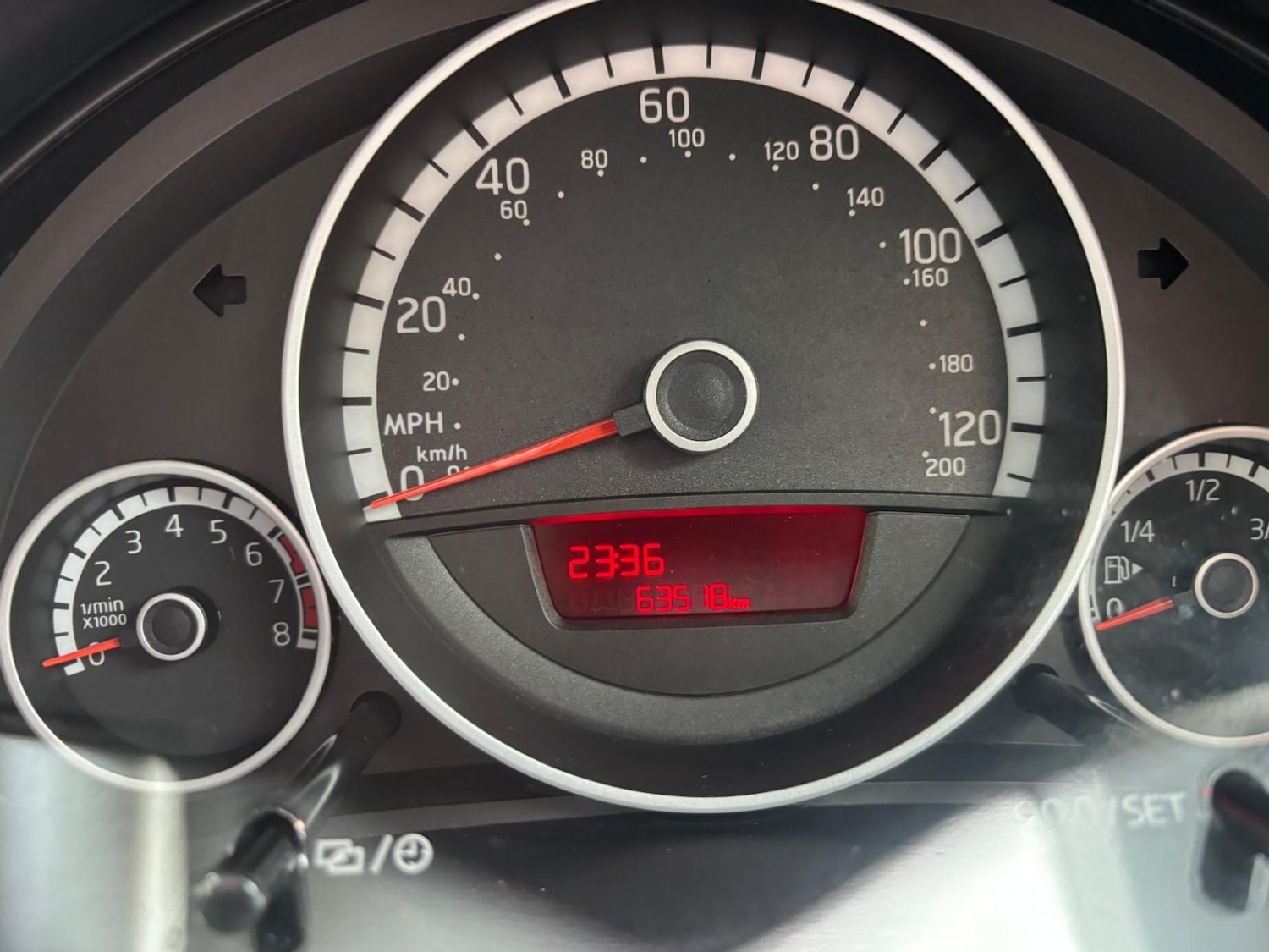 Used Volkswagen up! 2012 for sale - 76369255: Photo 9