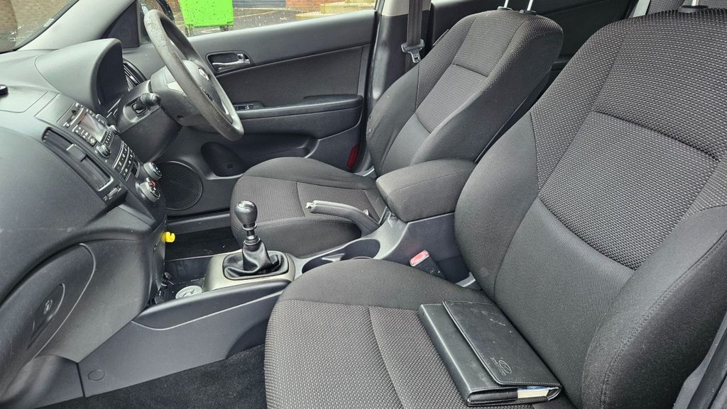 Used Hyundai i30 2009 for sale - 77614236: Photo 11