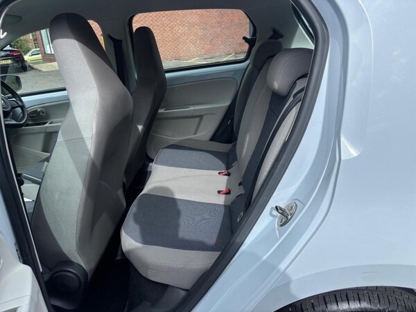 Used Volkswagen up! 2013 for sale - 75982041: Photo 17